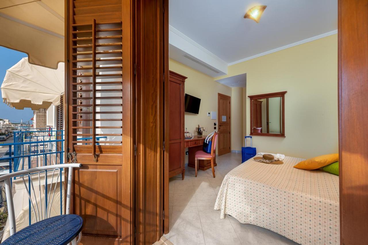 Hotel Mediterraneo Centro San Vito Lo Capo Esterno foto