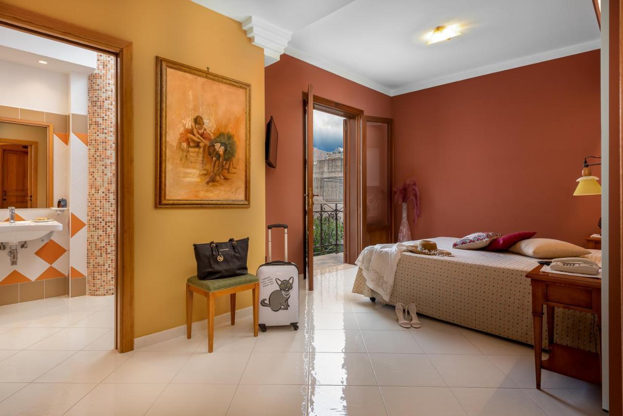 Hotel Mediterraneo Centro San Vito Lo Capo Esterno foto